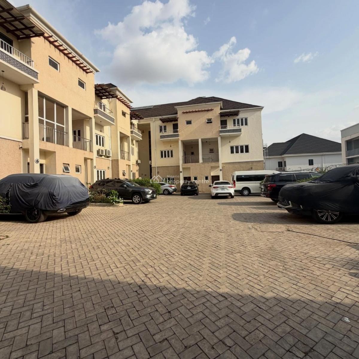 Luxury 4 Bedroom Terrace Duplex with Bq, Guzape District, Abuja, Terraced Duplex for Sale