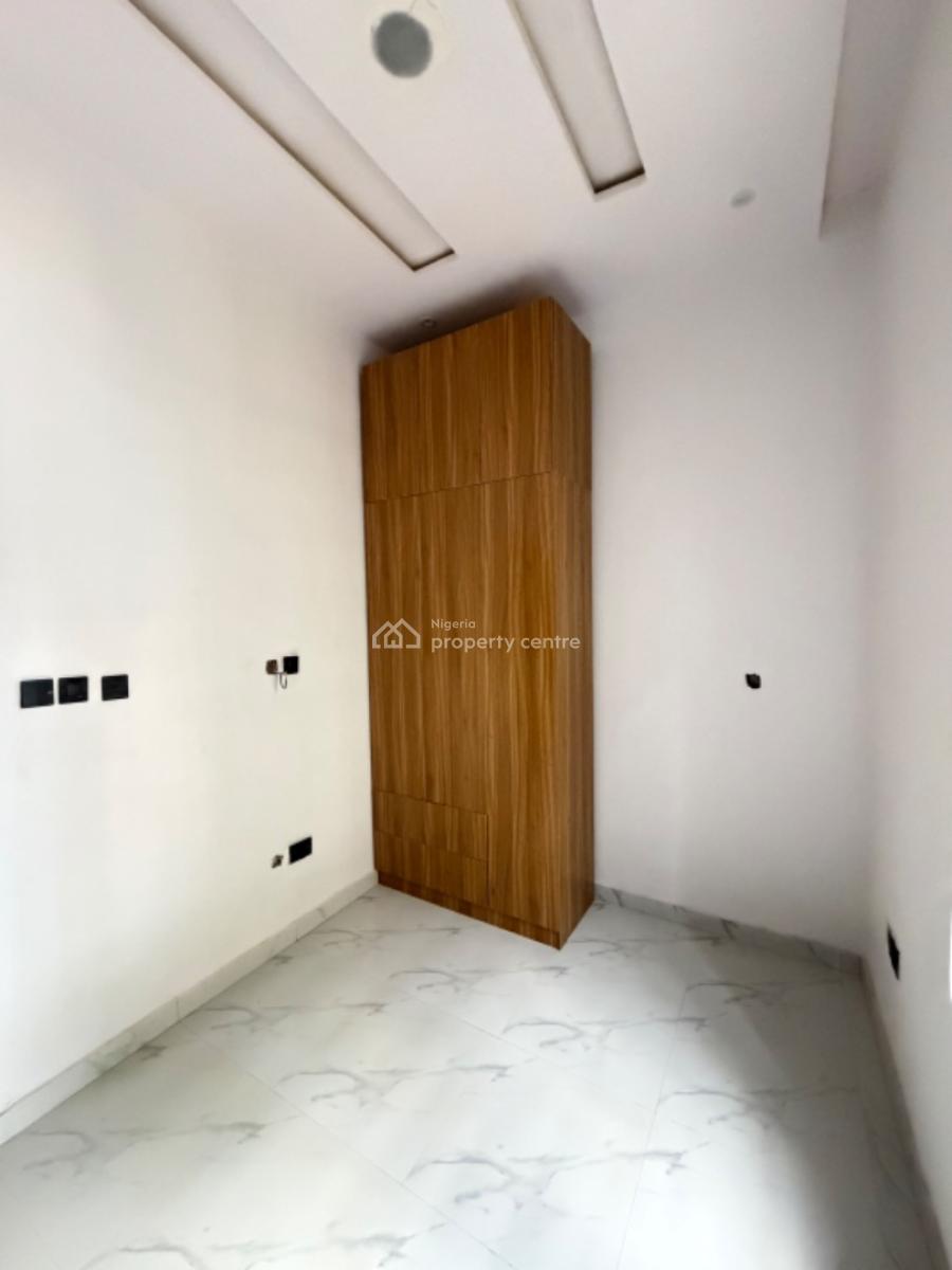 Spaciously Built  5 Bedrooms Fully Detached Duplex, Omole Phase 1, Ikeja, Lagos, Detached Duplex for Sale