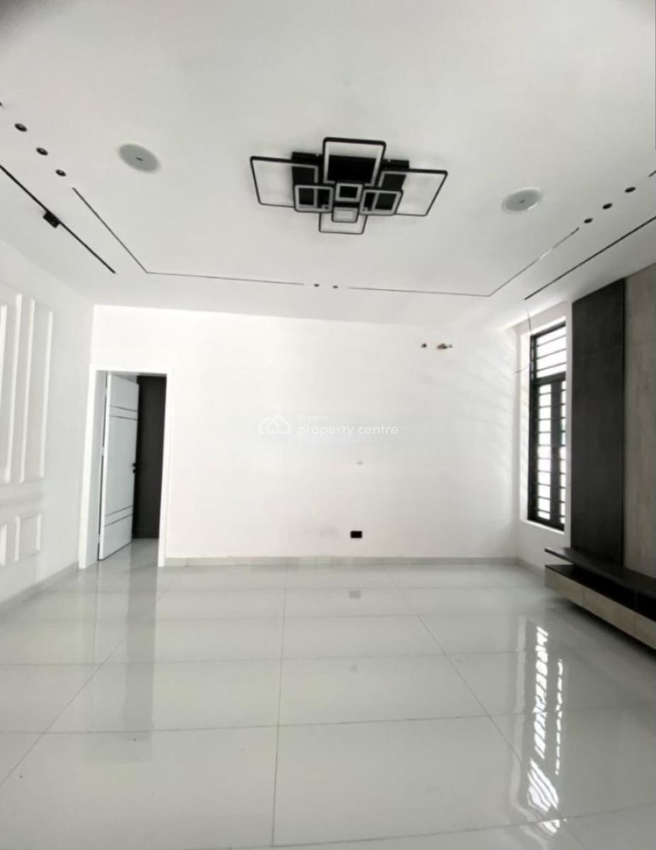 Self Compound 4 Bedroom  Semi-detached Duplex, Ikota, Lekki, Lagos, Semi-detached Duplex for Rent