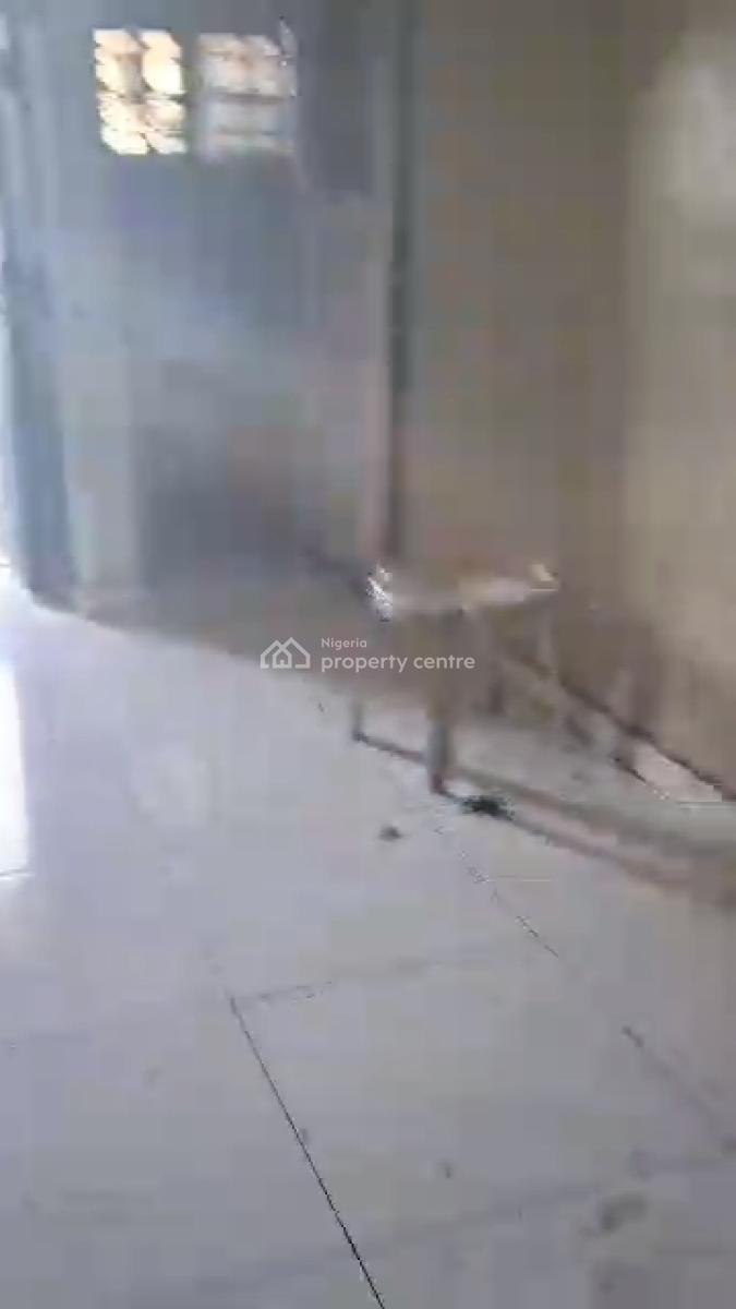 Lovely 2 Bedroom Apartment (ensuite), Off Capitol Road, Mangoro, Ikeja, Lagos, Flat / Apartment for Rent