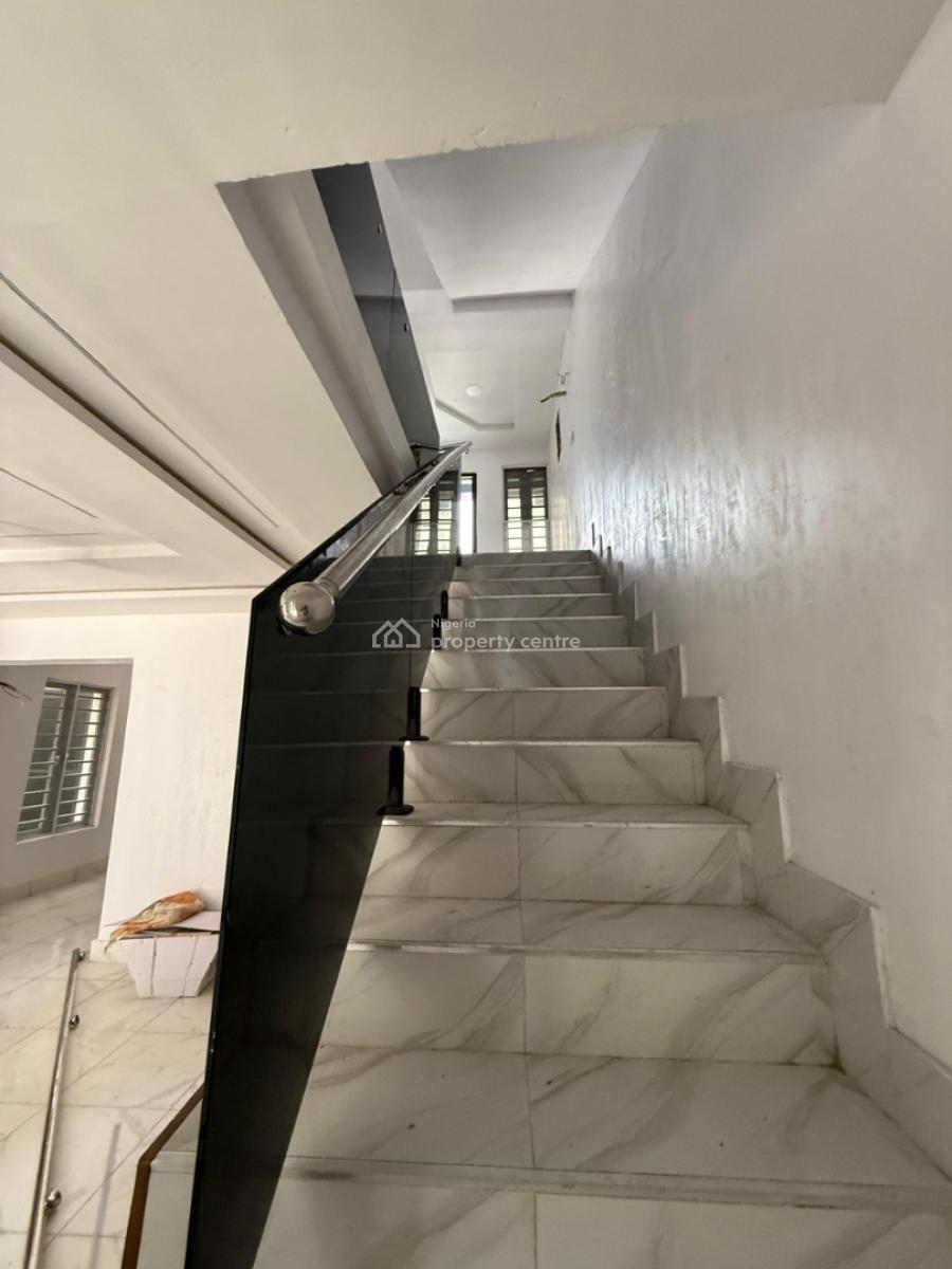 5 Bedroom Terrace Duplex, Ikate Lekki, Lekki, Lagos, Flat / Apartment for Sale