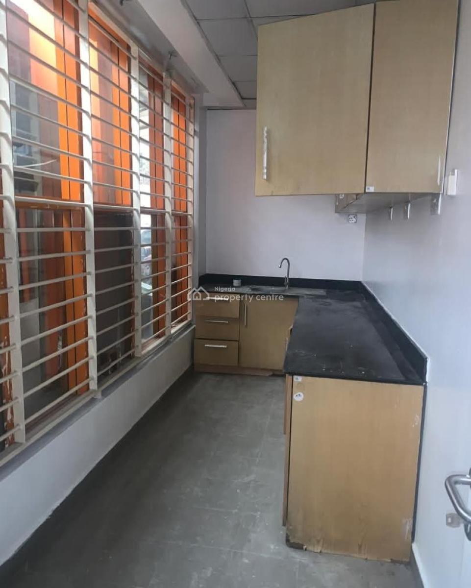 Prime Office Space in a Good Location, Lekki Phase 1, Lekki, Lagos, Office Space Short Let