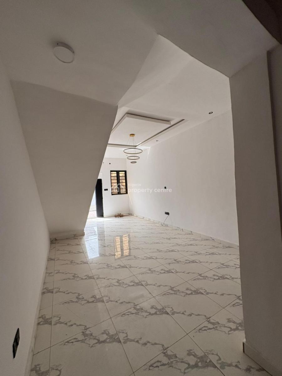 3 Bedroom Terrace Duplex, Lekki Ajah, Lekki, Lagos, Flat / Apartment for Sale