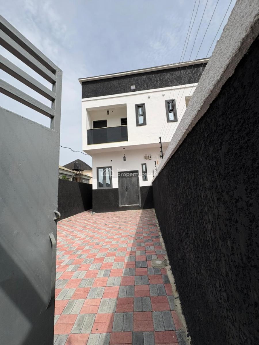 3 Bedroom Terrace Duplex, Lekki Ajah, Lekki, Lagos, Flat / Apartment for Sale