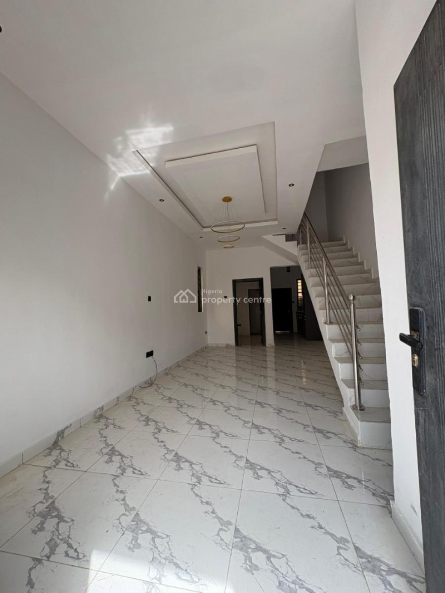 3 Bedroom Terrace Duplex, Lekki Ajah, Lekki, Lagos, Flat / Apartment for Sale