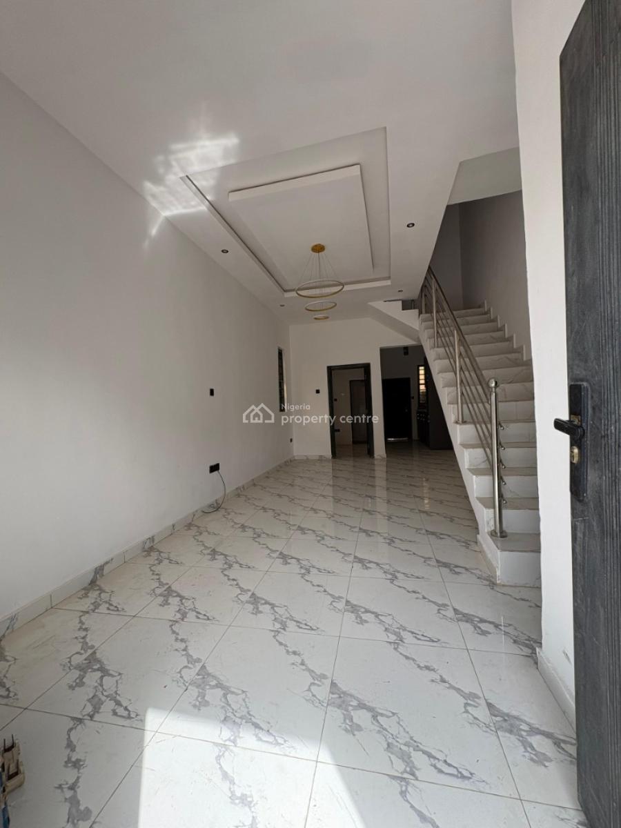 3 Bedroom Terrace Duplex, Lekki Ajah, Lekki, Lagos, Flat / Apartment for Sale