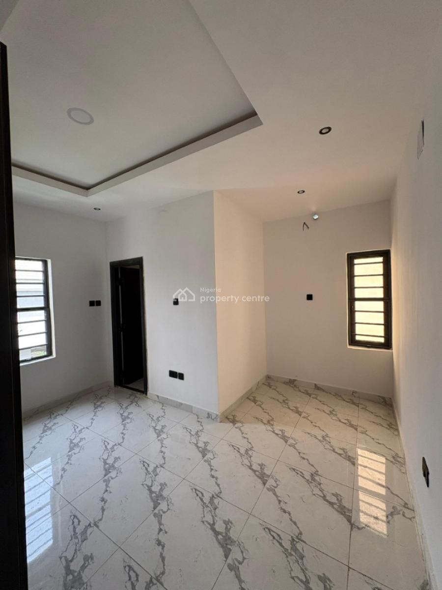 3 Bedroom Terrace Duplex, Lekki Ajah, Lekki, Lagos, Flat / Apartment for Sale