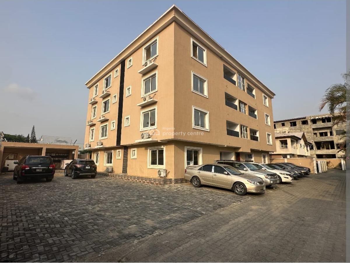 Stunning 3 Bedroom Apartment with a Bq, Lekki Phase 1, Lekki, Lagos, Flat / Apartment for Sale