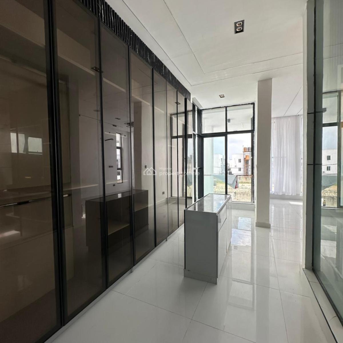 Luxurious 5 Bedroom Fully Detached Home, Ikota, Lekki, Lagos, Detached Duplex for Sale