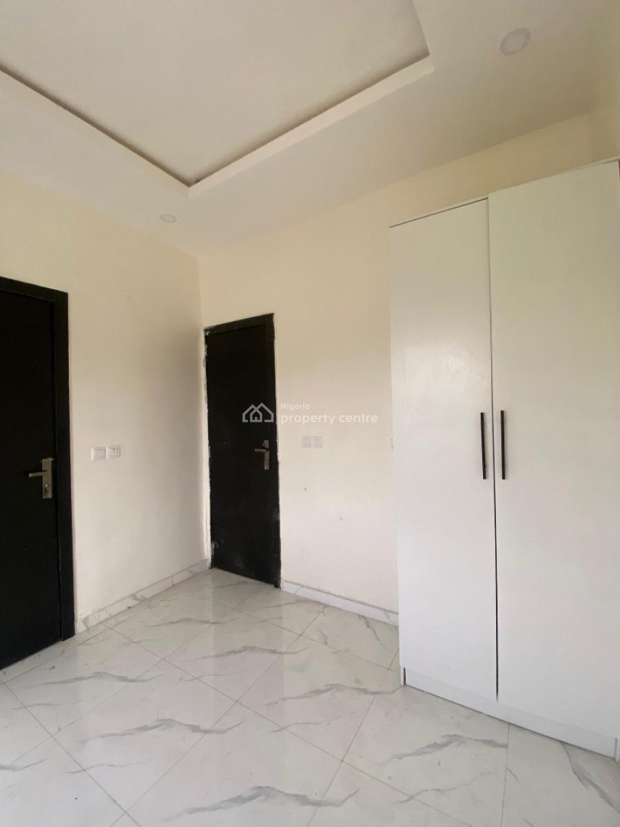 Discover a 3 Bedroom Terrace Duplex, Ikota, Ikota, Lekki, Lagos, Terraced Duplex for Sale