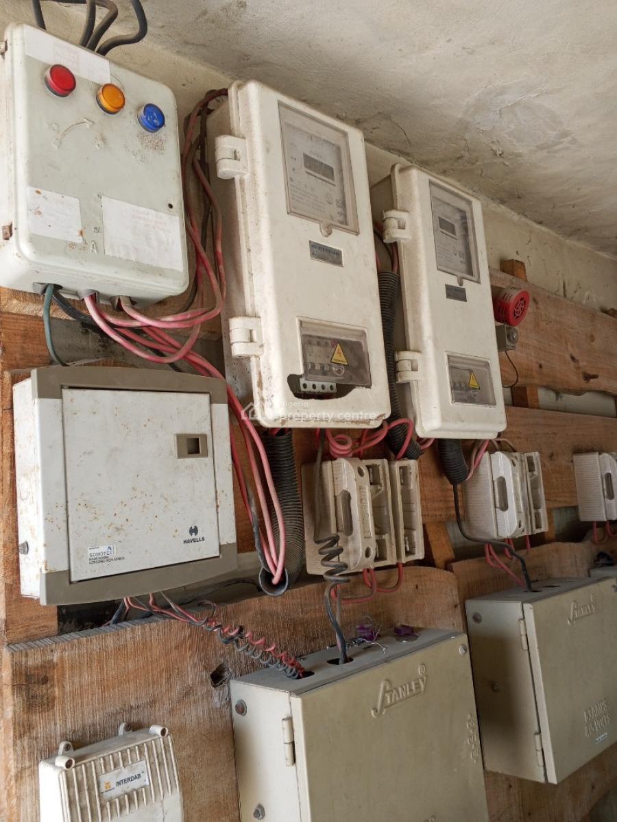 Well Maintained 2 Bedroom Apartment, Majek Area, Sangotedo, Ajah, Lagos, Flat / Apartment for Rent