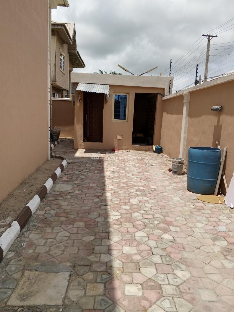 Well Maintained 2 Bedroom Apartment, Majek Area, Sangotedo, Ajah, Lagos, Flat / Apartment for Rent