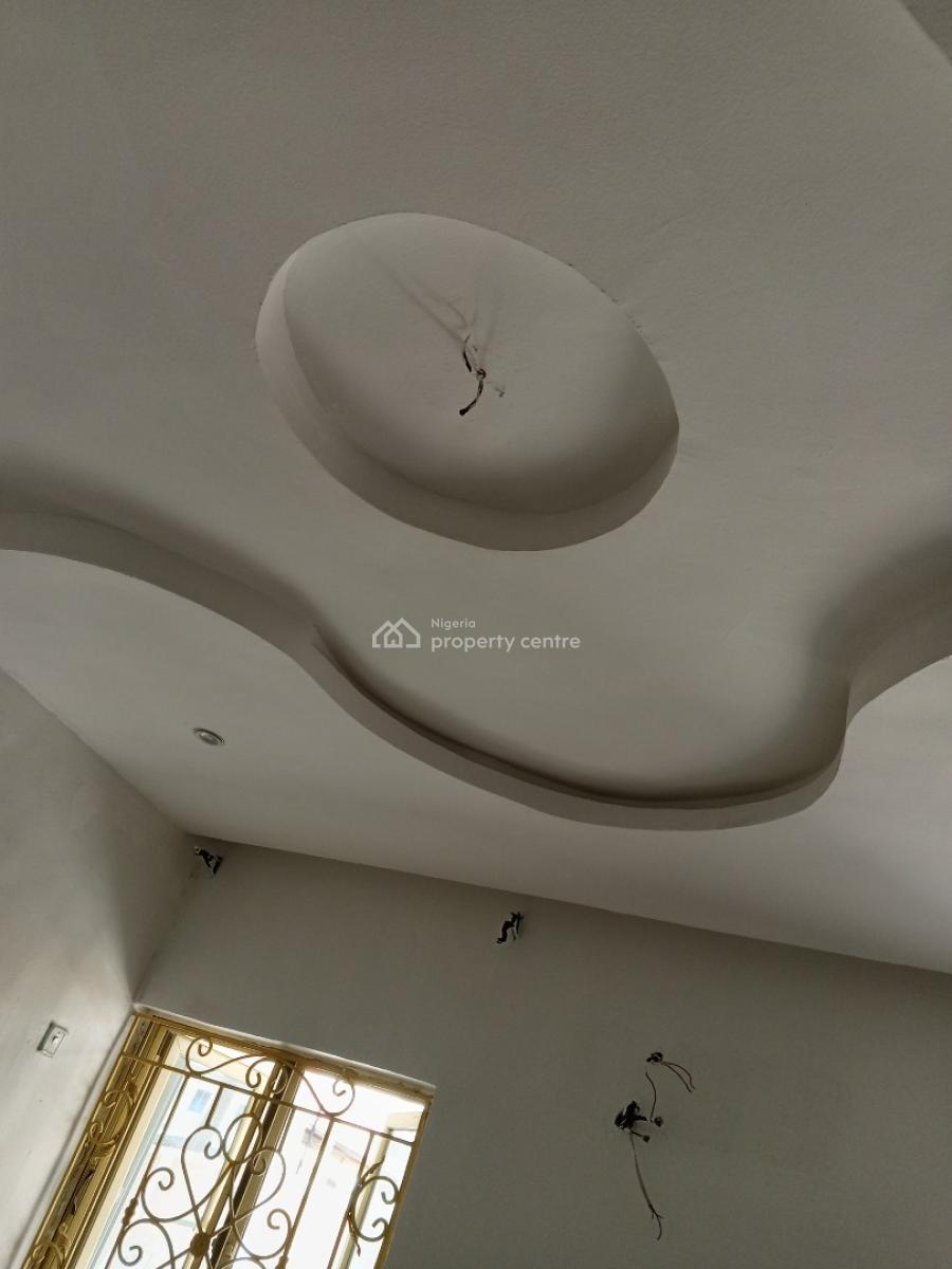 Well Maintained 2 Bedroom Apartment, Majek Area, Sangotedo, Ajah, Lagos, Flat / Apartment for Rent