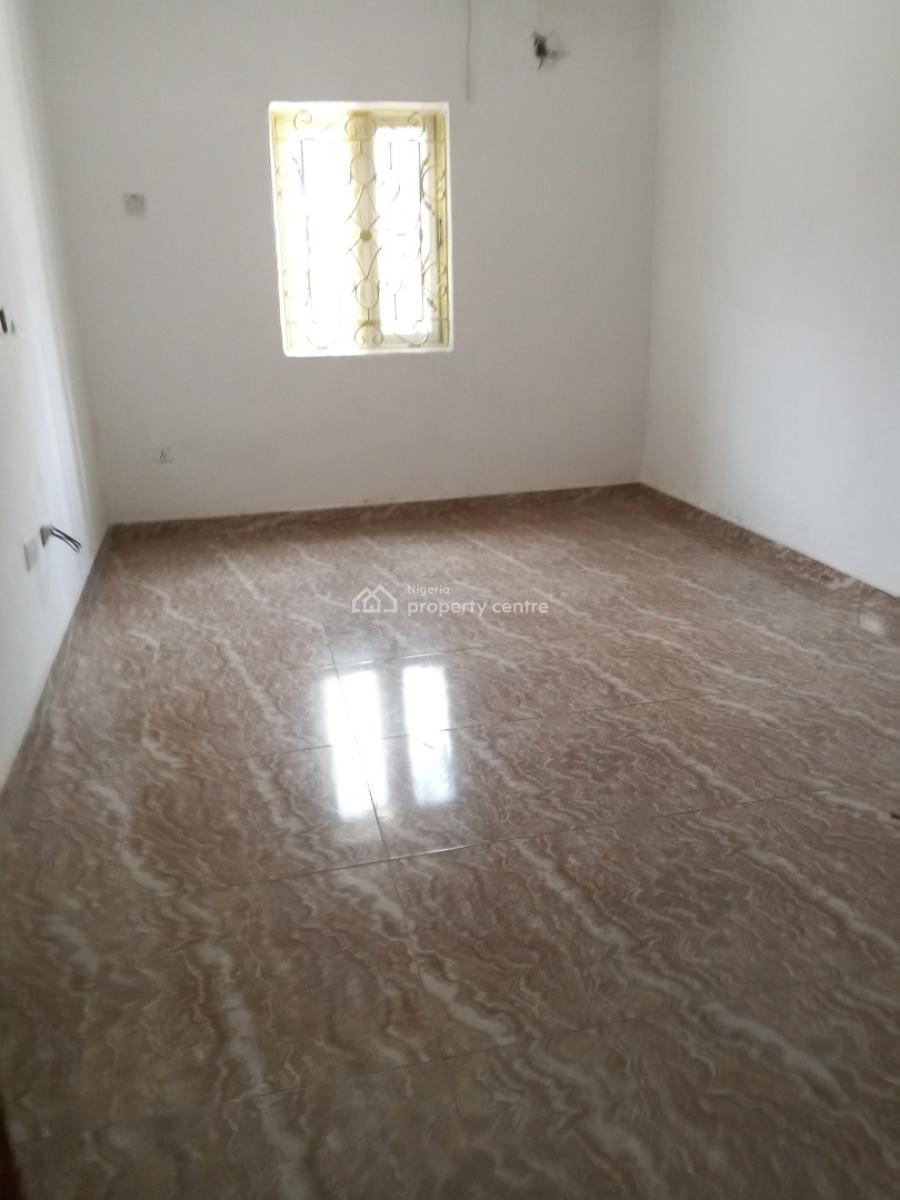Well Maintained 2 Bedroom Apartment, Majek Area, Sangotedo, Ajah, Lagos, Flat / Apartment for Rent