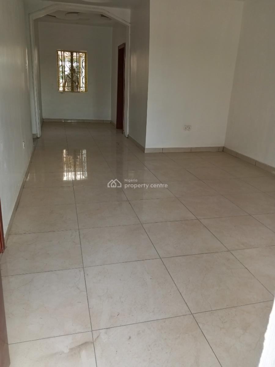 Well Maintained 2 Bedroom Apartment, Majek Area, Sangotedo, Ajah, Lagos, Flat / Apartment for Rent