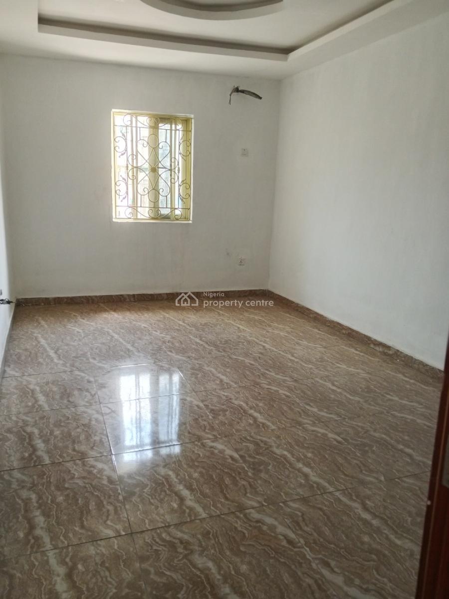 Well Maintained 2 Bedroom Apartment, Majek Area, Sangotedo, Ajah, Lagos, Flat / Apartment for Rent