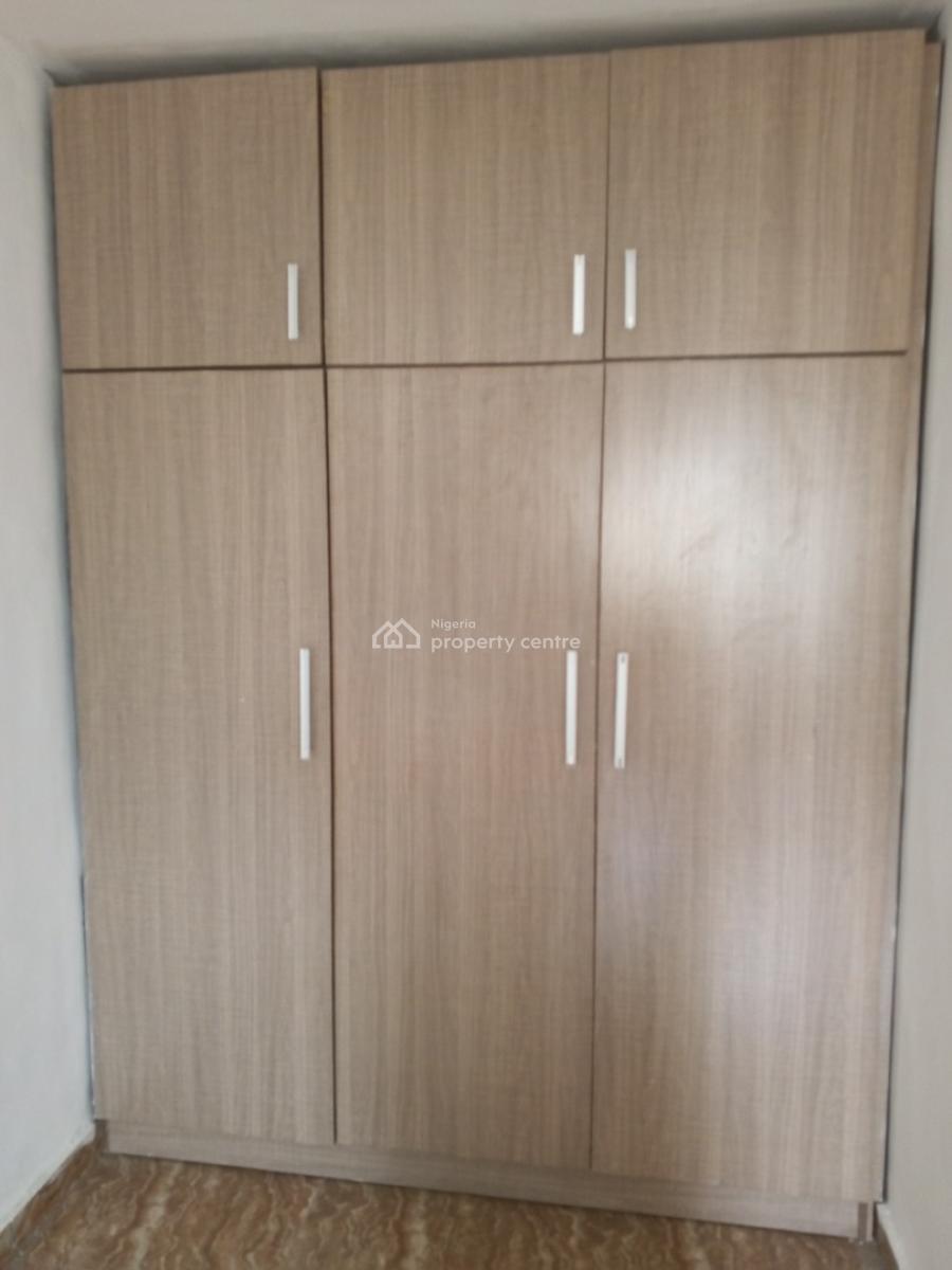 Well Maintained 2 Bedroom Apartment, Majek Area, Sangotedo, Ajah, Lagos, Flat / Apartment for Rent