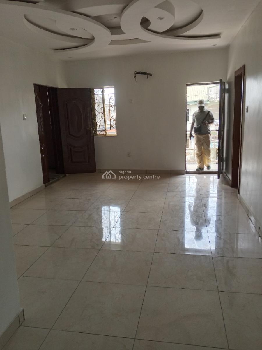 Well Maintained 2 Bedroom Apartment, Majek Area, Sangotedo, Ajah, Lagos, Flat / Apartment for Rent