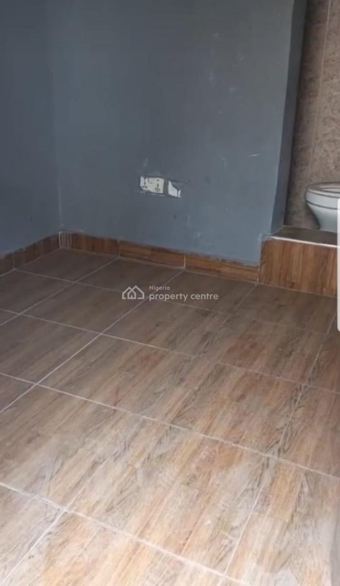 Bq Availabale in Osapa, Osapa, Lekki, Lagos, Flat / Apartment for Rent