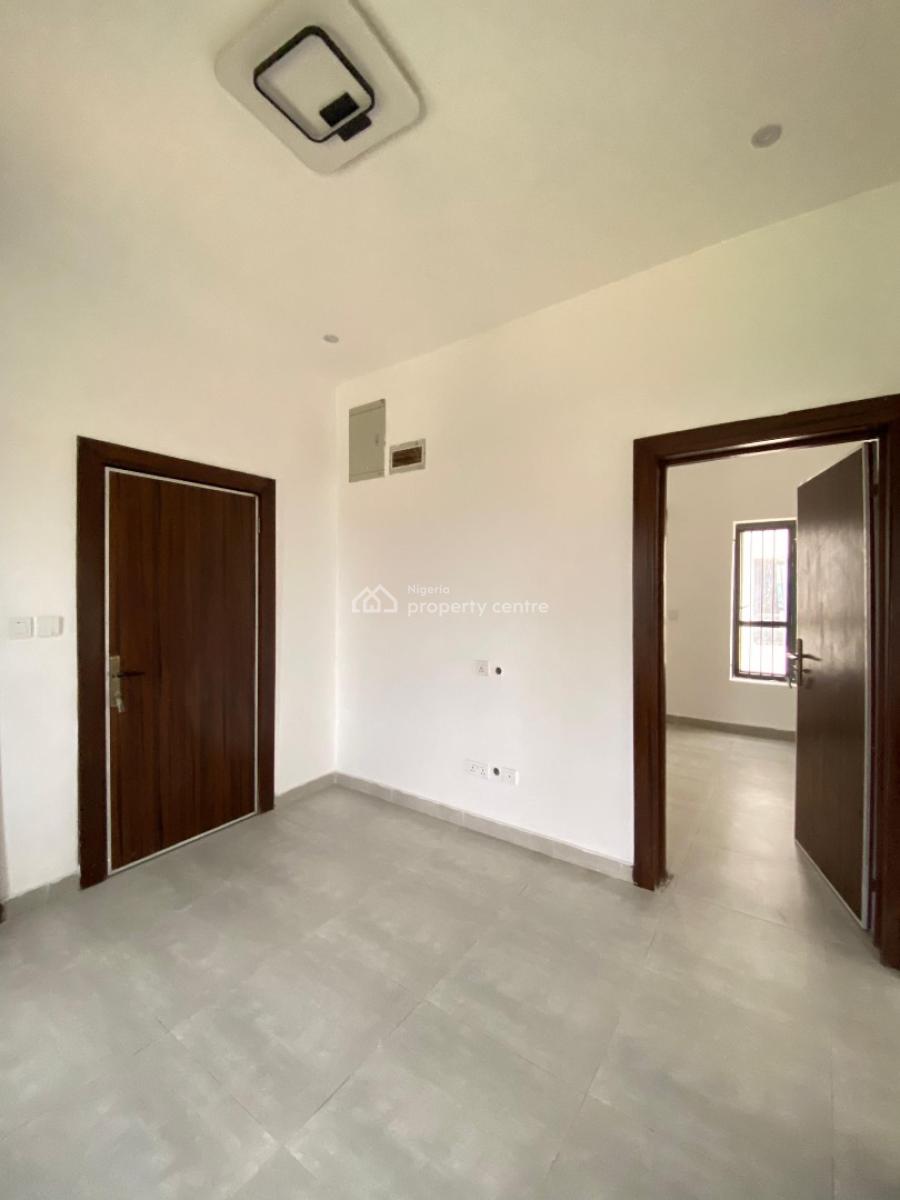 Finally! Meet a 5 Bedroom Fully Detached with Bq, Abraham Adesanya, Ajah, Lagos, Detached Duplex for Sale