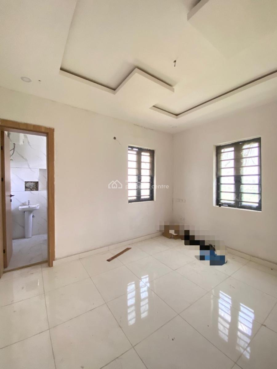 Introducing a Stunning Property  - 1 Bedroom Apartment, Abraham Adesanya, Ajah, Lagos, Flat / Apartment for Sale