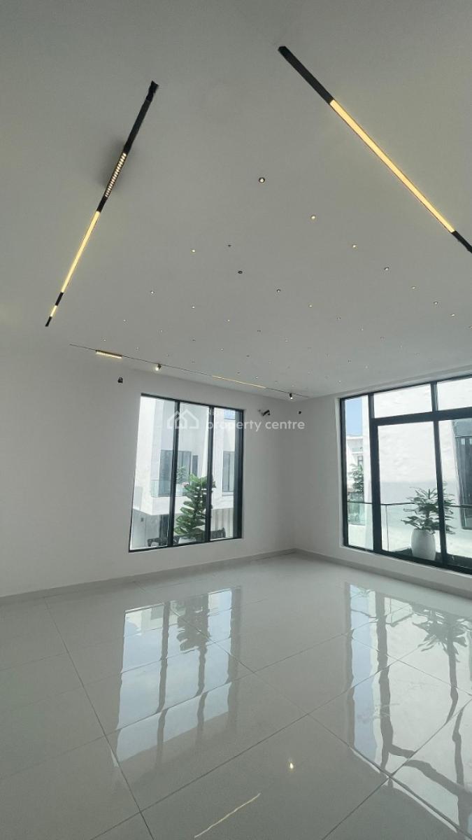 5 Bedroom Fully Detached Duplex, Garden Area and Peaceful Estate Chevron Alternative, Lekki, Lagos, Detached Duplex for Sale