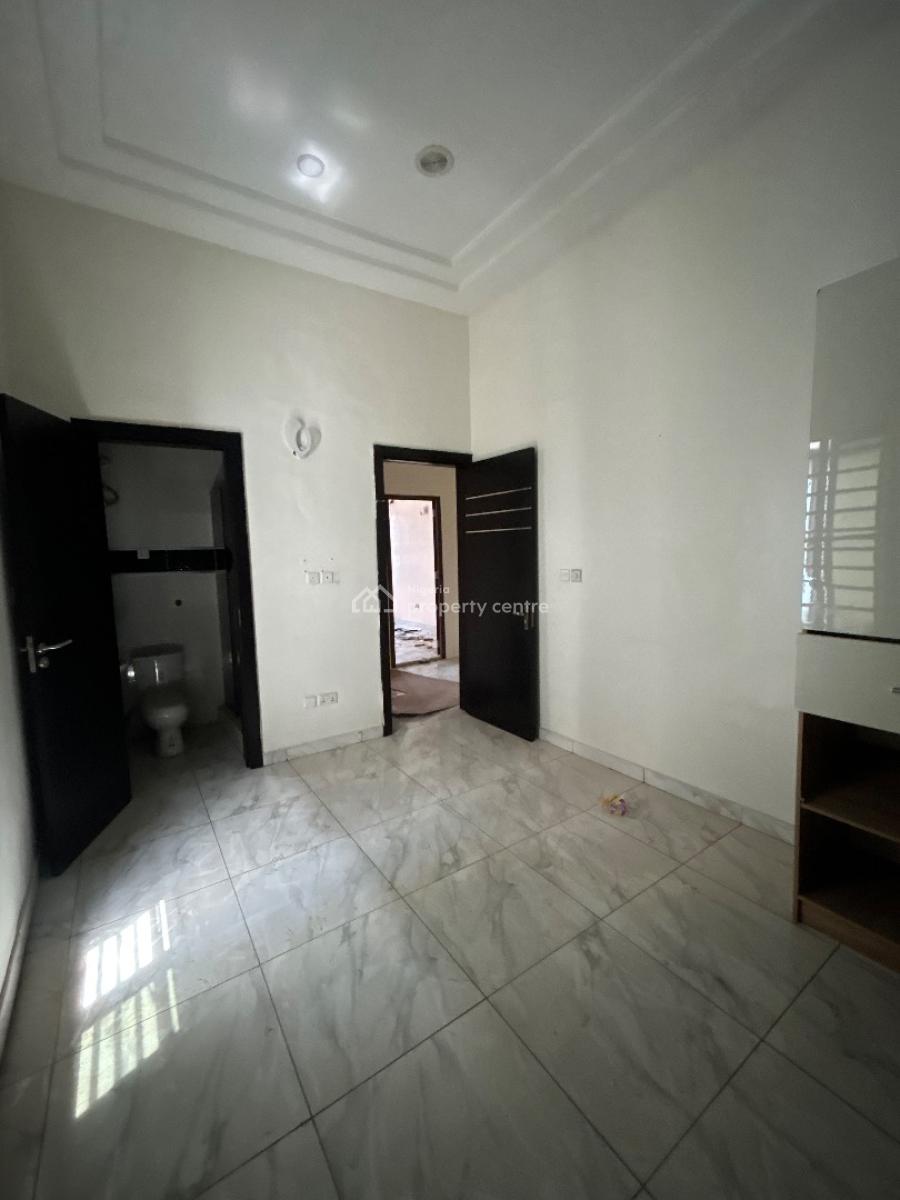 Well Maintained and Spacious Room Selfcon, Osapa, Lekki, Lagos, Self Contain (single Rooms) for Rent
