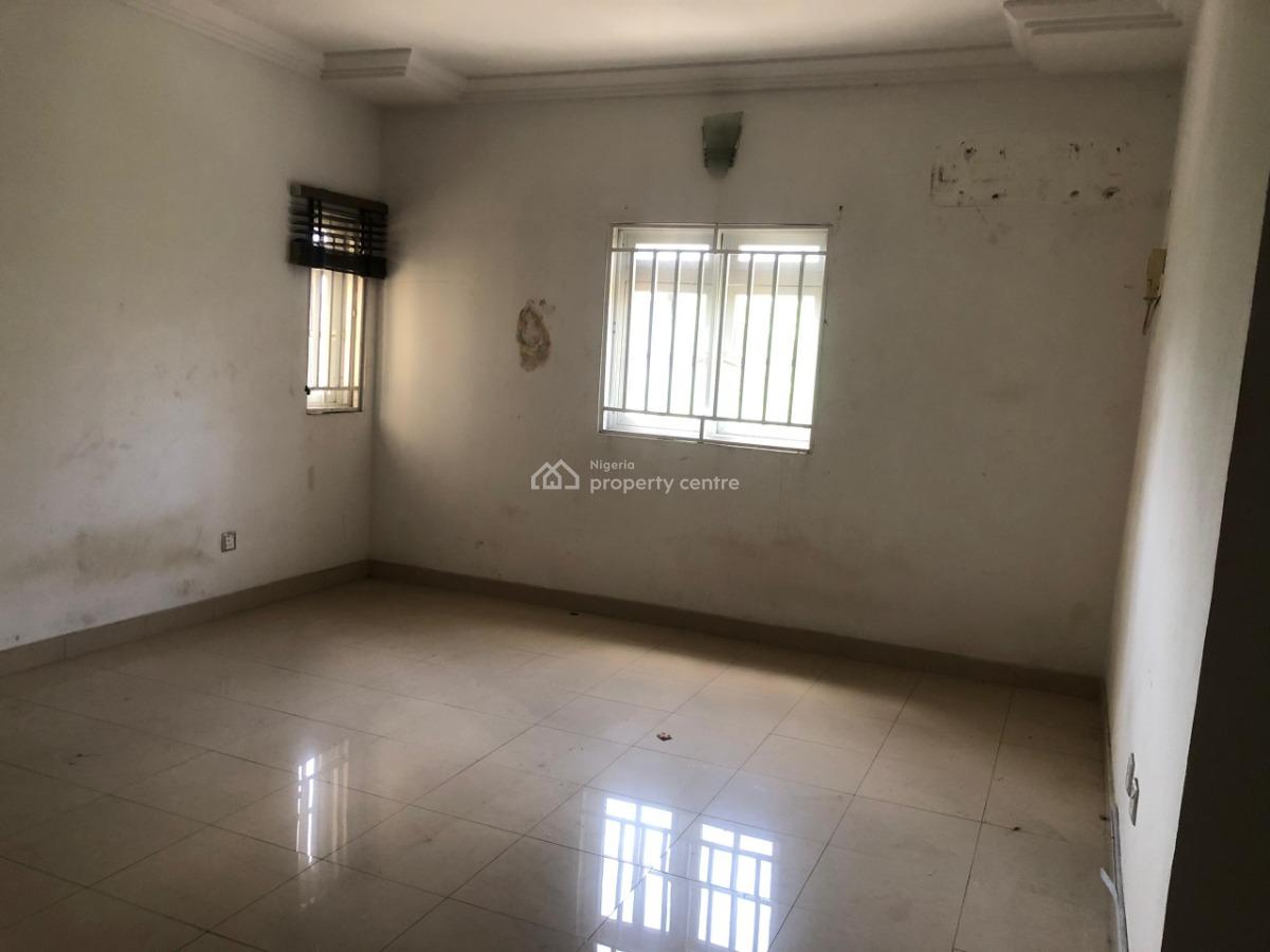 Spacious 4bedroom Flat in a Secured Estate, Victoria Island (vi), Lagos, Flat / Apartment for Rent