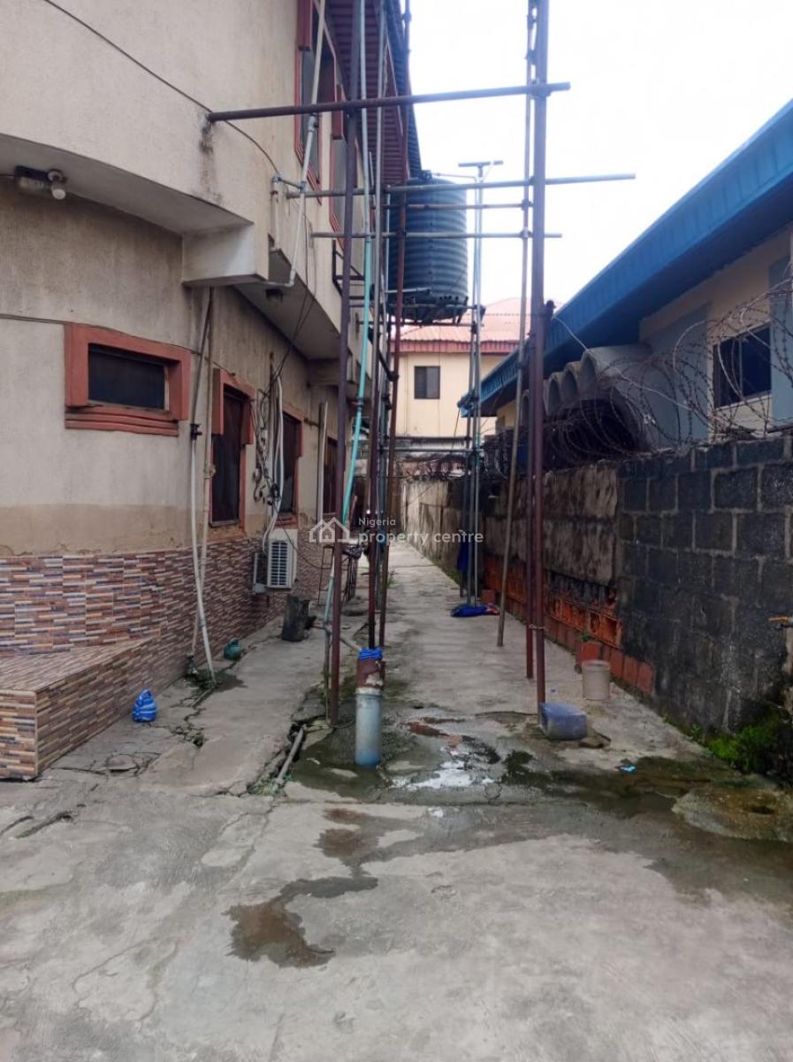 Renovatable 4 Block of 3 Bedroom Apartment with Very Spacious Parking, Yaba, Lagos, Block of Flats for Sale