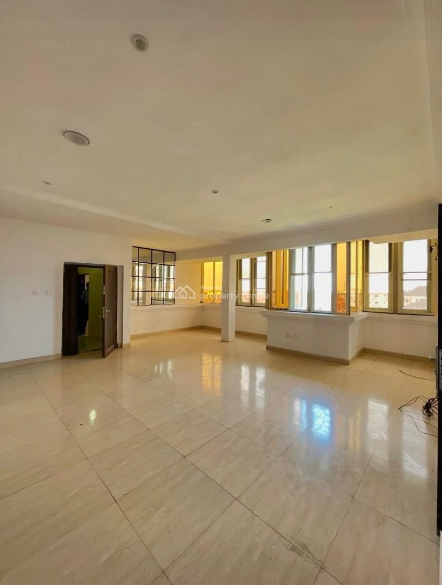 Well Built Fully Serviced 3 Bedroom Apartment, Osapa, Lekki, Lagos, Flat / Apartment for Rent