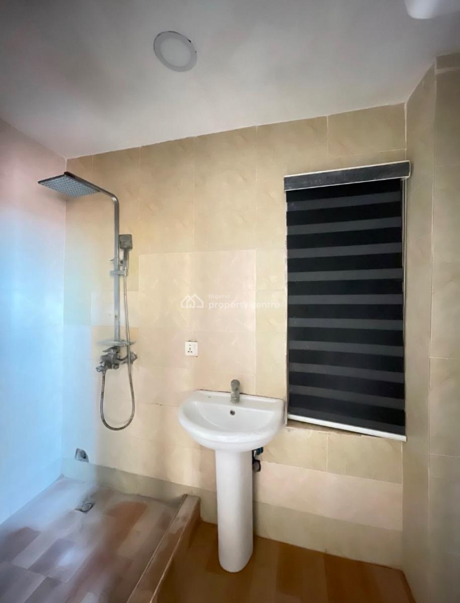 Well Built Fully Serviced 3 Bedroom Apartment, Osapa, Lekki, Lagos, Flat / Apartment for Rent