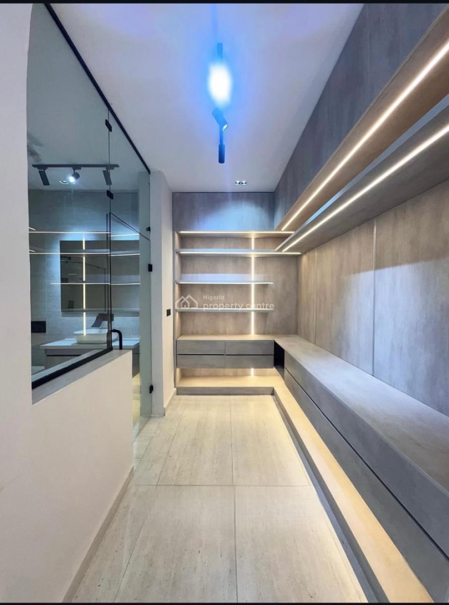 2 Bedroom Spacious and Serviced Penthouse, Lekki Phase 1, Lekki, Lagos, Terraced Duplex for Sale