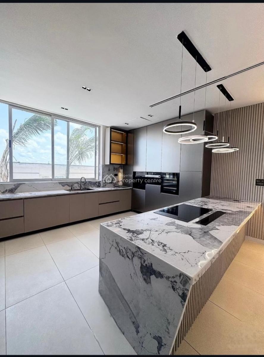 2 Bedroom Spacious and Serviced Penthouse, Lekki Phase 1, Lekki, Lagos, Terraced Duplex for Sale