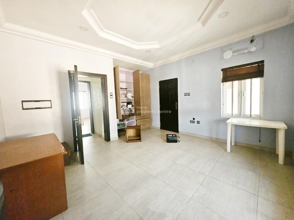 Luxury 4 Bedroom Semi Detached Duplex with Bq, Gra Phase 1, Magodo, Lagos, Semi-detached Duplex for Rent