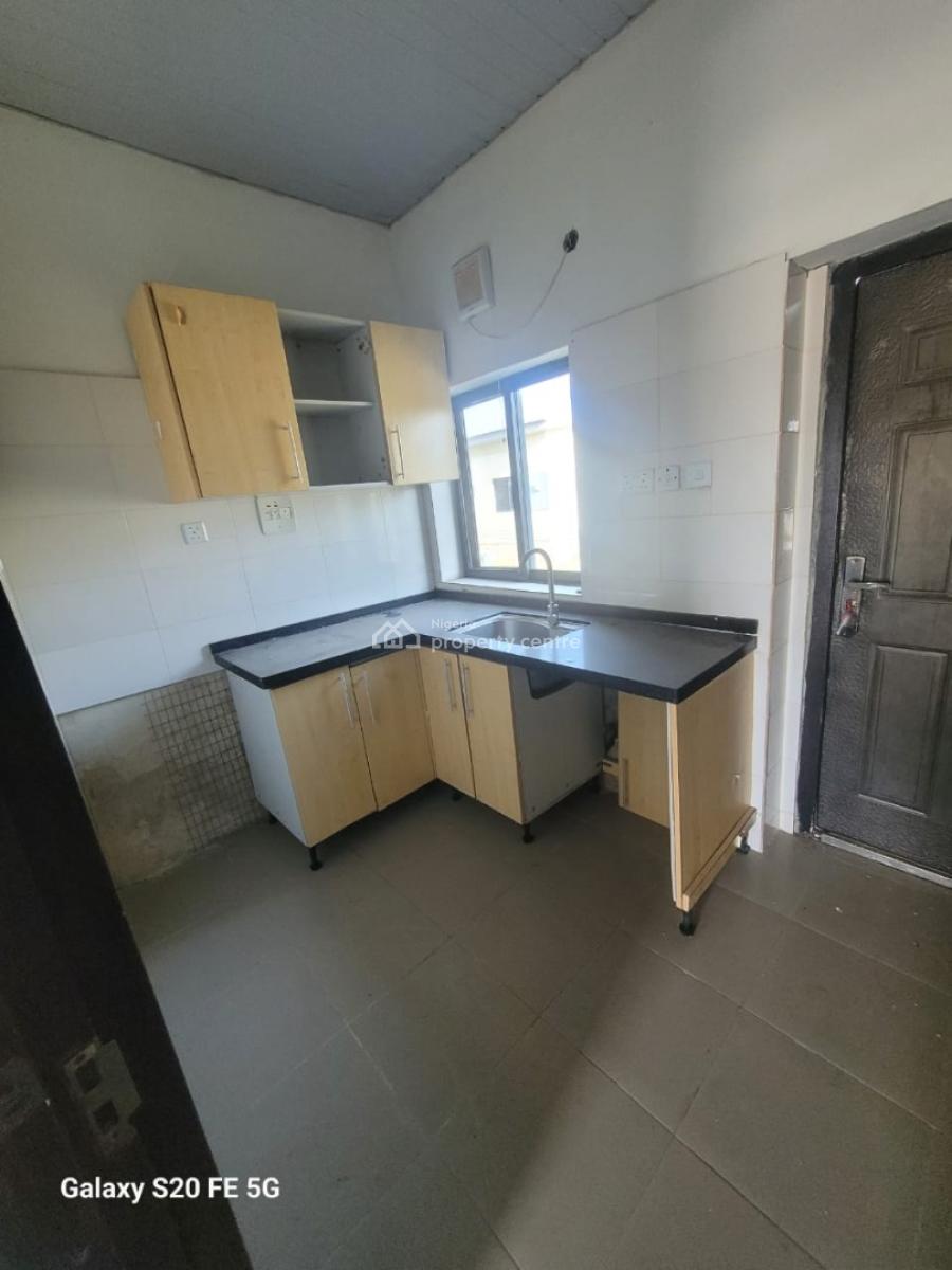 Nicely Finished 2 Bedroom Terrace Serviced Duplex House, Beechwood Park Estate Inside Lakowe Golf, Lakowe, Ibeju Lekki, Lagos, Terraced Duplex for Rent