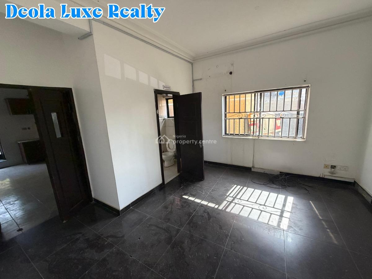 a Very Spacious 7 Bedrooms Fully Detached House, Oniru, Victoria Island (vi), Lagos, Semi-detached Duplex for Rent