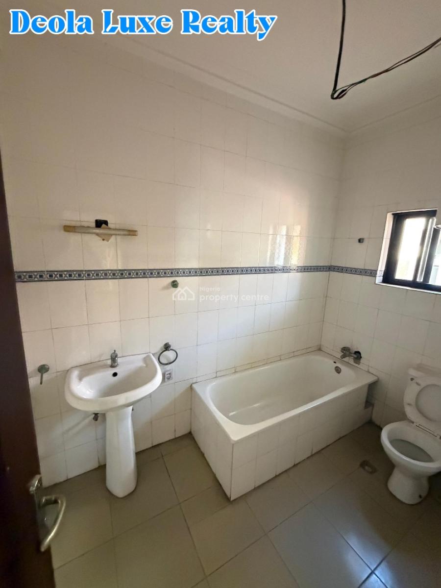 a Very Spacious 7 Bedrooms Fully Detached House, Oniru, Victoria Island (vi), Lagos, Semi-detached Duplex for Rent