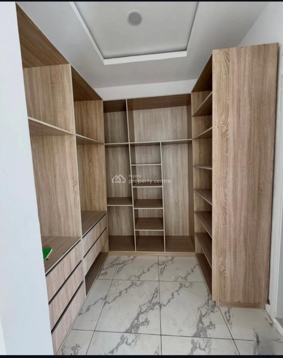 4 Bedroom House with a Bq, Ologolo Lekki, Lekki, Lagos, Semi-detached Duplex for Sale