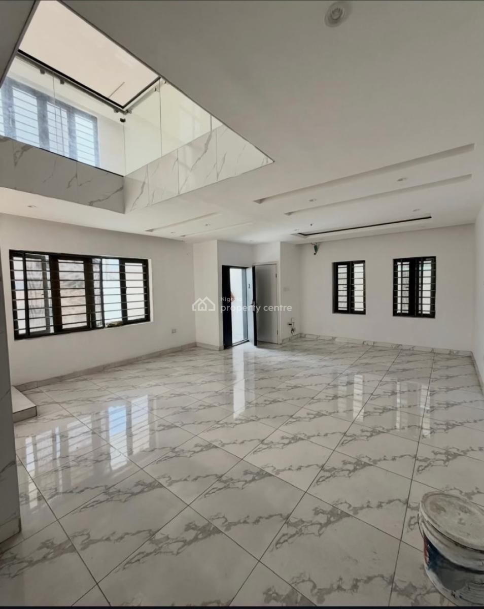 4 Bedroom House with a Bq, Ologolo Lekki, Lekki, Lagos, Semi-detached Duplex for Sale