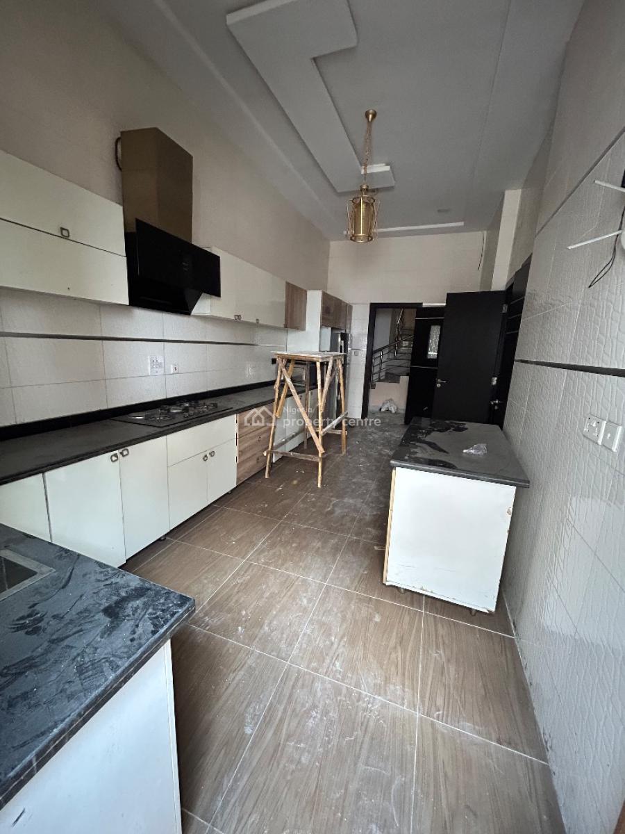 Well Maintained and Spacious Room Bq Selfcon, Osapa, Lekki, Lagos, Self Contain (single Rooms) for Rent