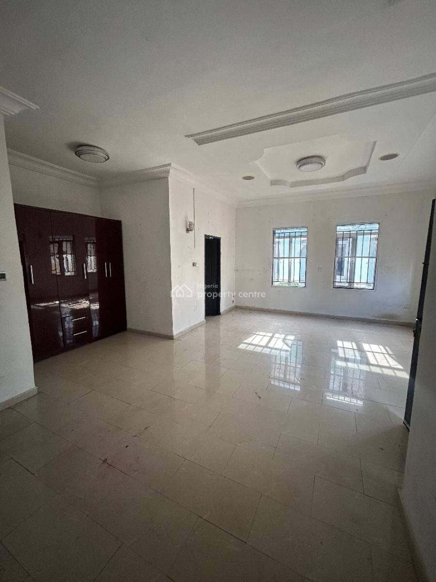 Well Maintained and Spacious Master Bedroom Selfcon Wit Shared Kitchen, Chevy View Estate, Lekki, Lagos, Self Contain (single Rooms) for Rent