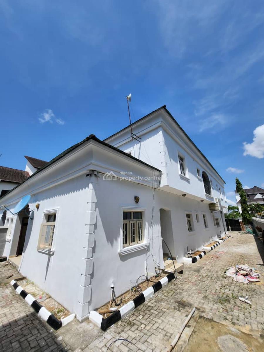 4 Bedroom Semi-detached Duplex with Bq, Pinnock Beach, Osapa, Lekki, Lagos, Semi-detached Duplex for Rent