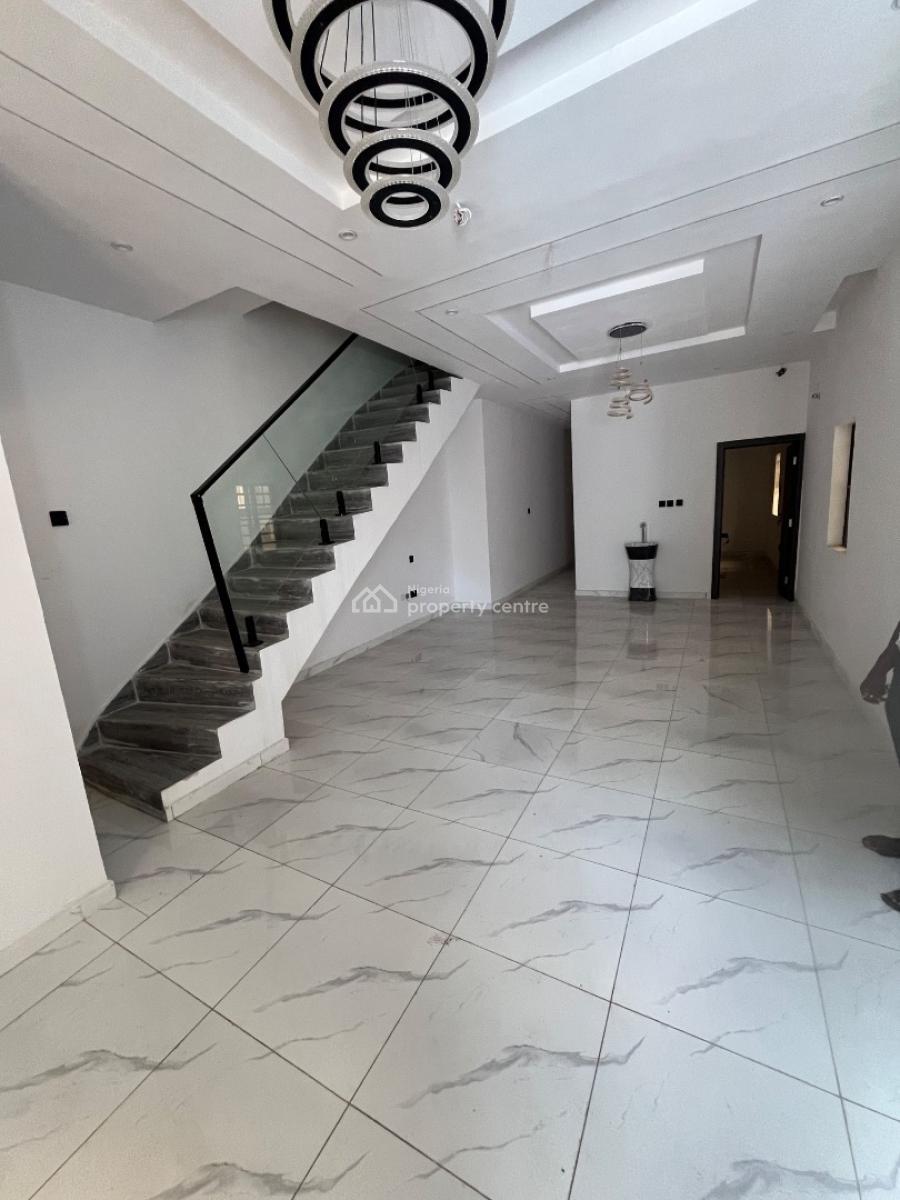 Nicely Built 4 Bedroom Semi Detached, Yaba, Lagos, Semi-detached Bungalow for Sale