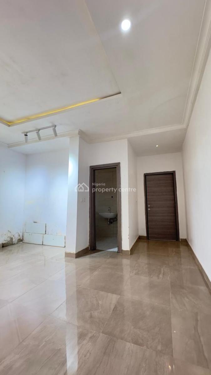 Spacious Miniflat with Visitors Toilet, Chevy View, Lekki, Lagos, Mini Flat (room and Parlour) for Rent