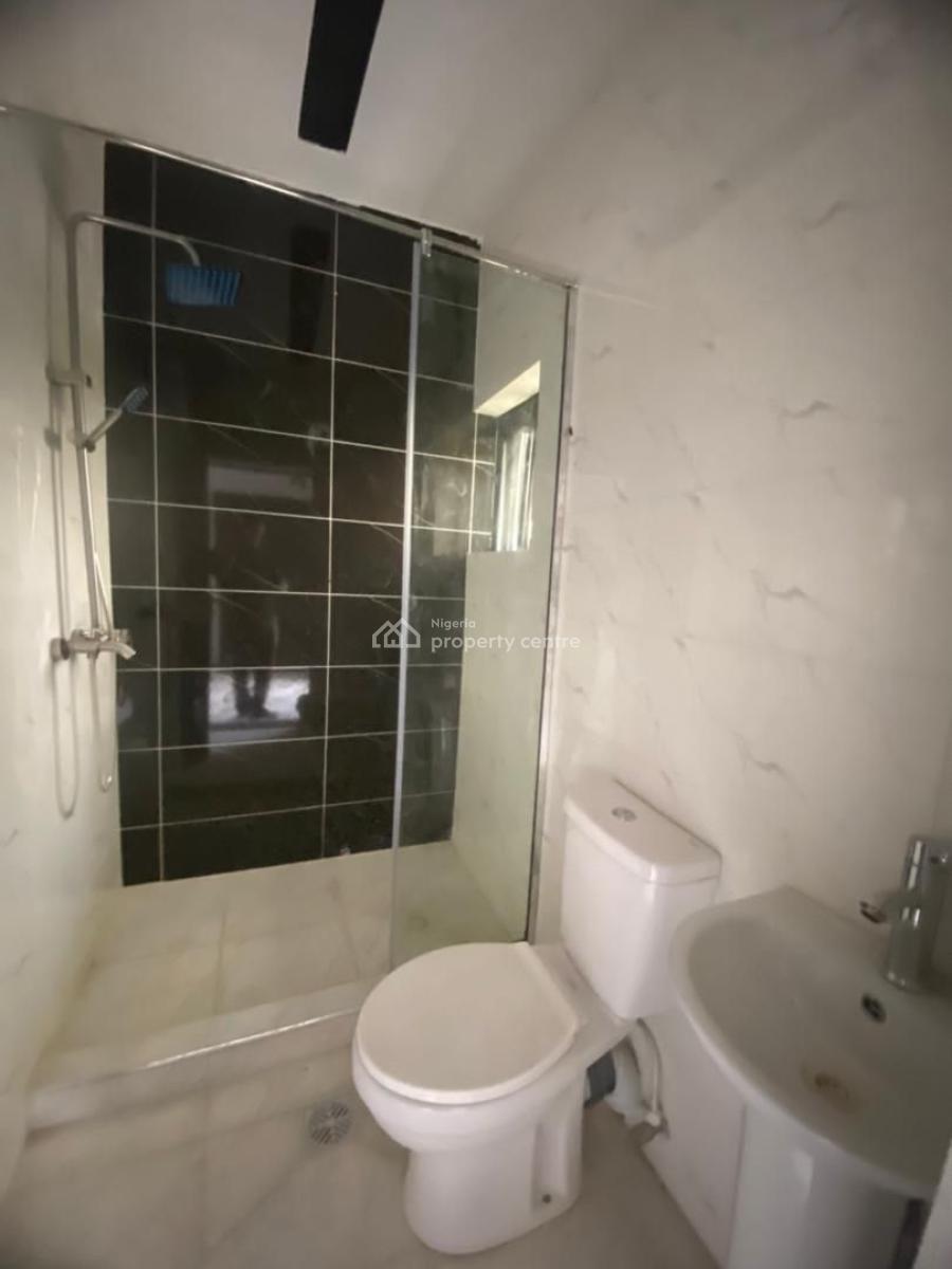 Beautiful and Spacious in Serene Environment, Estate Behind Blenco Supermarket, Olokonla, Ajah, Lagos, Flat / Apartment for Rent