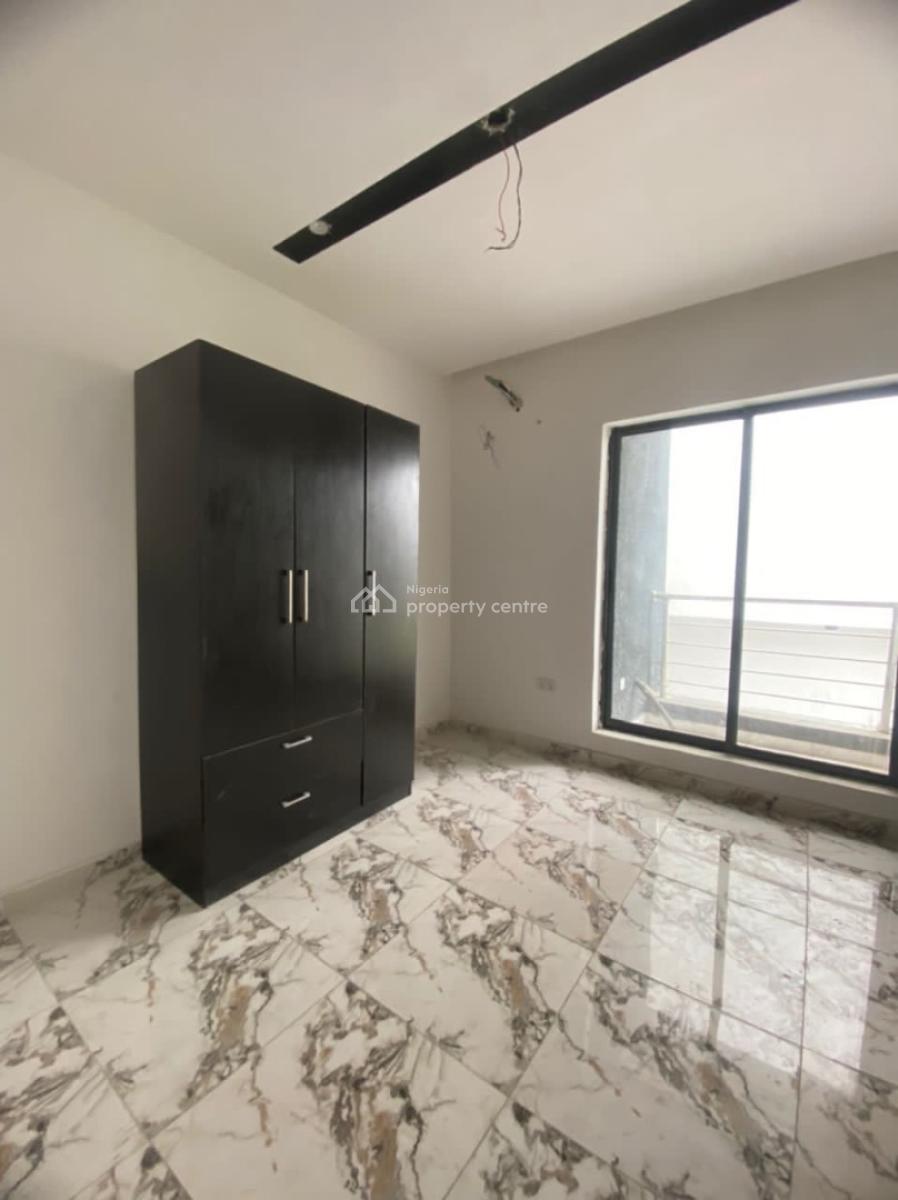 Beautiful and Spacious in Serene Environment, Estate Behind Blenco Supermarket, Olokonla, Ajah, Lagos, Flat / Apartment for Rent