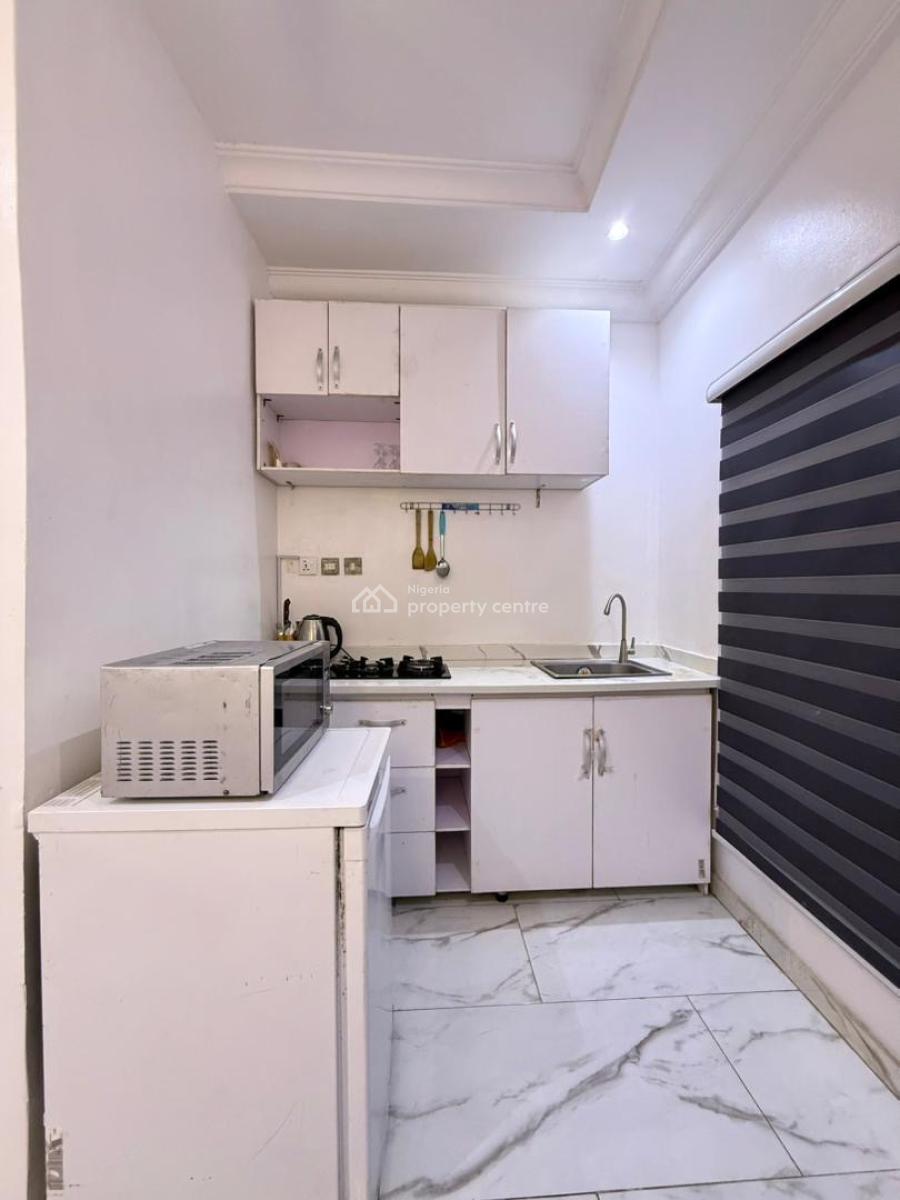 Fully Furnished Studio Apartment, Osapa, Lekki, Lagos, Flat / Apartment for Rent