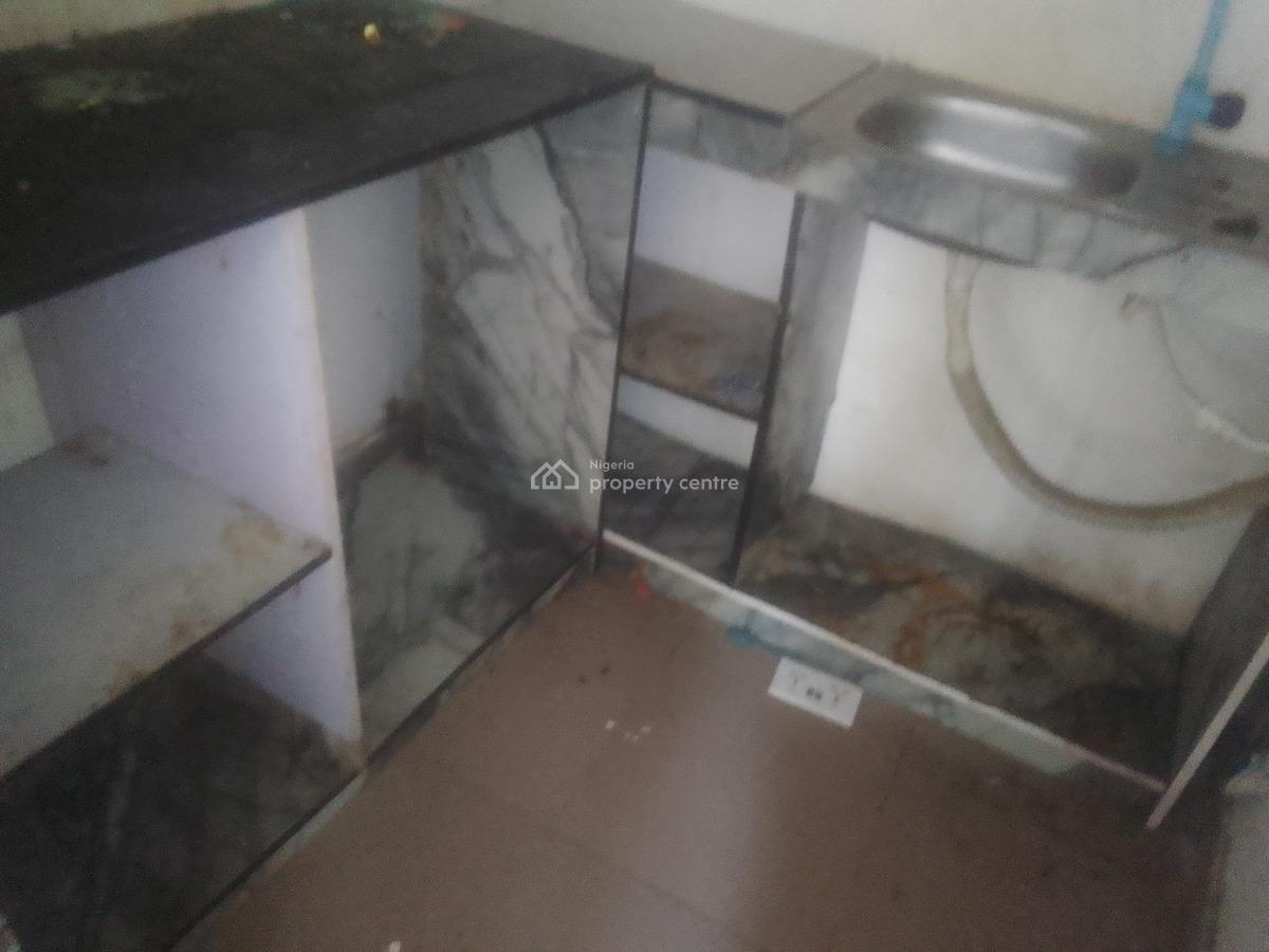 Spacious Luxury Selfcon with Excellent Features, Victory Estate Rd, Ogombo, Ajah, Lagos, Self Contain (single Rooms) for Rent