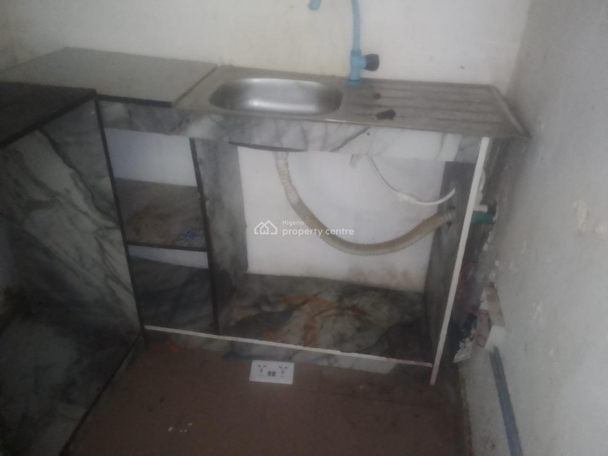 Spacious Luxury Selfcon with Excellent Features, Victory Estate Rd, Ogombo, Ajah, Lagos, Self Contain (single Rooms) for Rent