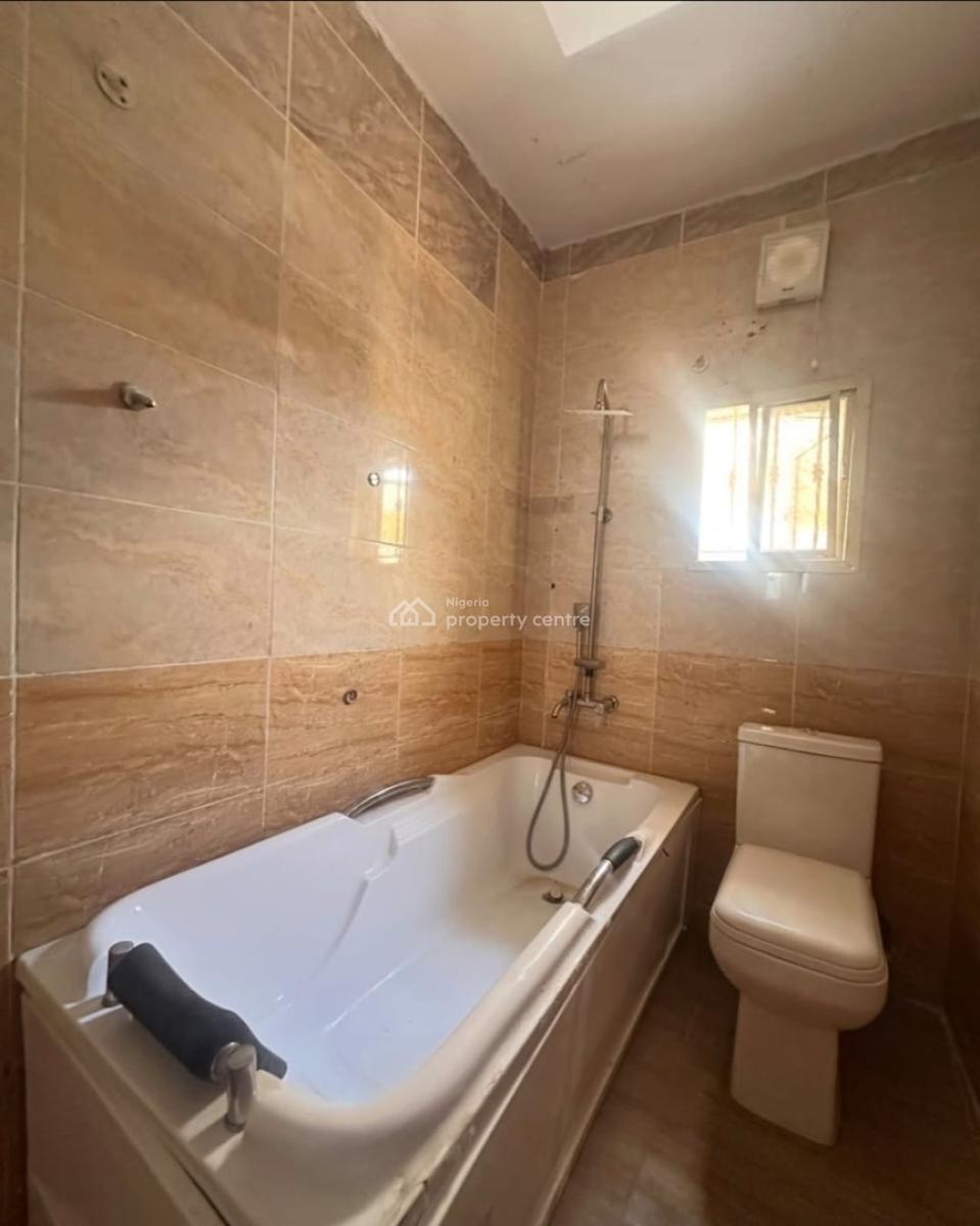 Service 3bedroom Apartment Available, Chevron, Lekki, Lagos, Flat / Apartment for Rent